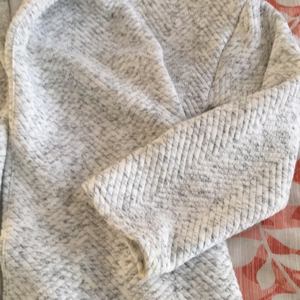 Fabletics Shacket - image 4